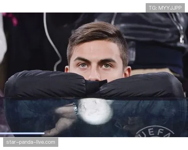 刷到迪巴拉家居照那刻，手里的外卖券瞬间羞愧