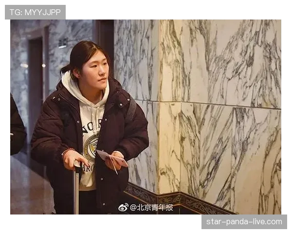 叶诗文家的冰箱里塞满蛋白粉，连饮料都是按秒喝的